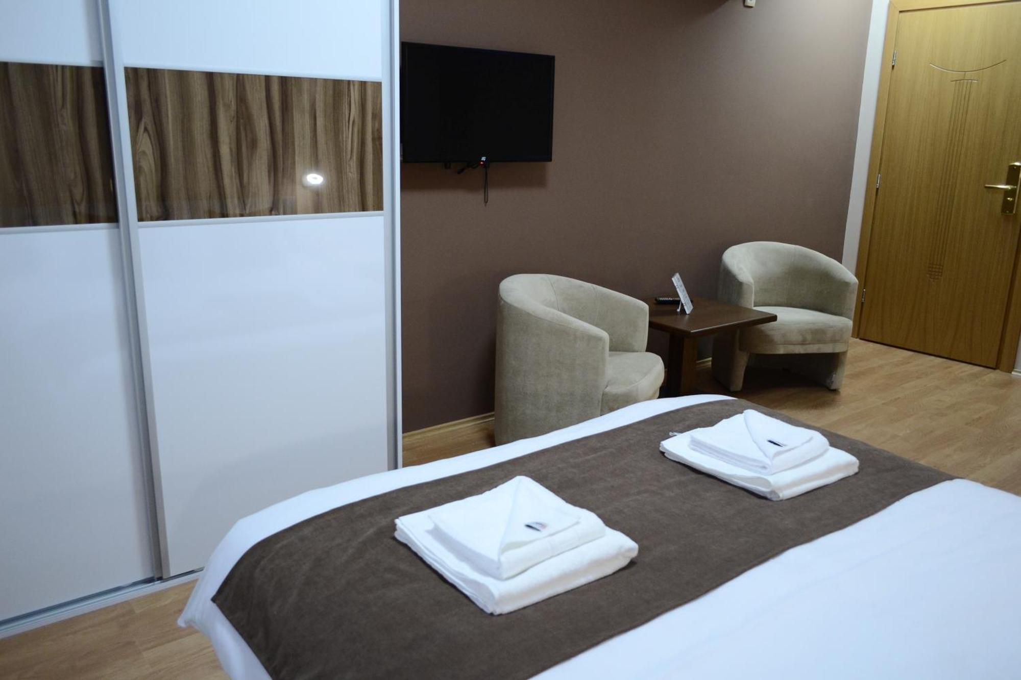 City House Bitola Bagian luar foto